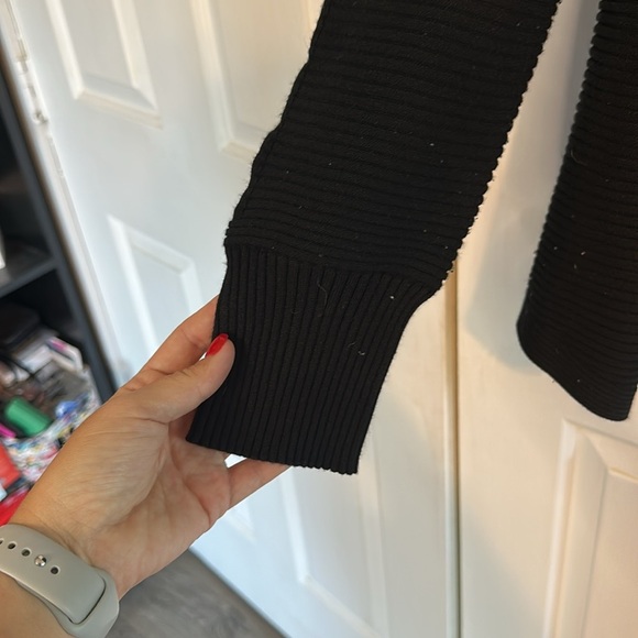 Valerie Stevens Black Cowl neck sweater size XL women’s - Picture 3 of 4